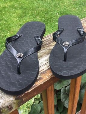 Coach Abigail Black Flip Flops, Size 10B